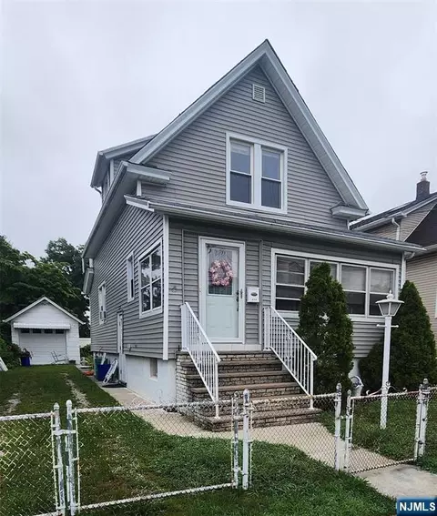 171 Valley Brook Ave, Lyndhurst, NJ 07071