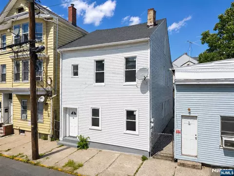 80 Wayne Ave, Paterson, NJ 07522