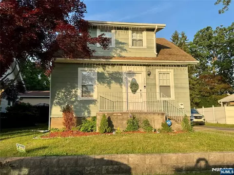 165 5th Ave, Paterson, NJ 07524