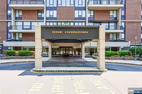 1 Horizon Rd #1001, Fort Lee, NJ 07024