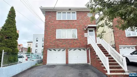 9104 3rd Ave, North Bergen, NJ 07047