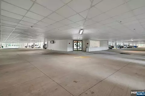 189 Forest #213, Paramus, NJ 07652 photo 21