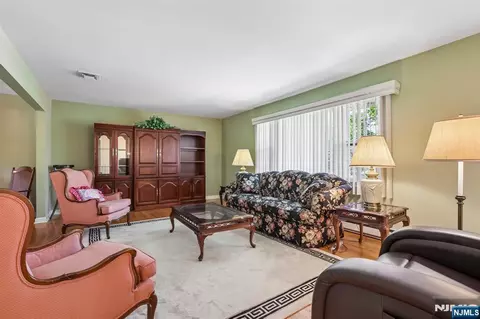 Living - 270 Midwood Rd, Paramus, NJ 07652 photo 1 of 2
