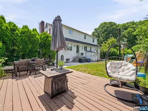 33 Prospect St, Paramus, NJ 07652 photo 32