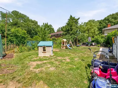 33 Prospect St, Paramus, NJ 07652 photo 30