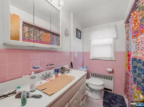 33 Prospect St, Paramus, NJ 07652 photo 23
