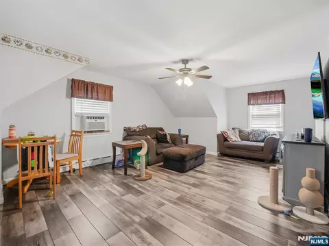 33 Prospect St, Paramus, NJ 07652 photo 18