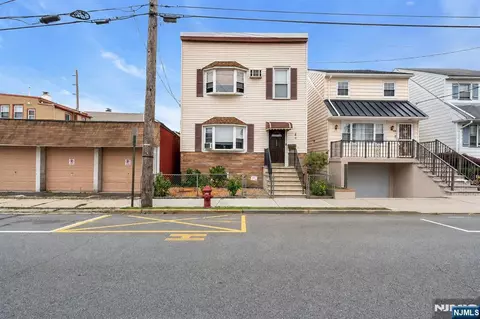 152 Devon Ter, Kearny, NJ 07032