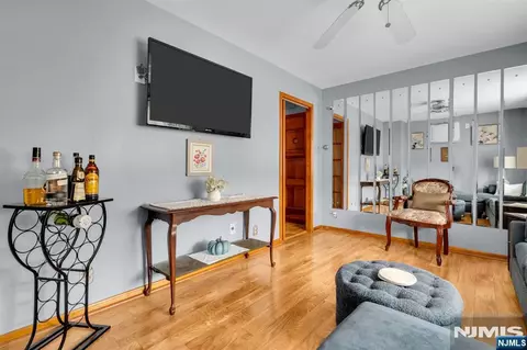 Living - 152 Devon Ter, Kearny, NJ 07032 photo 1 of 2