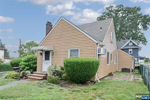443 Center St, Wood Ridge, NJ 07075