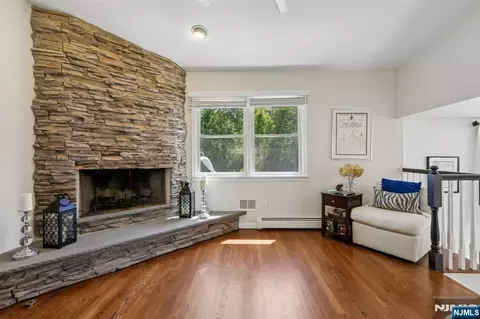 Living - 20 Normandy Rd, Pine Brook, NJ 07058 photo 5 of 7
