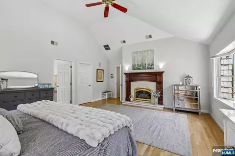 Bedroom - 20 Normandy Rd, Pine Brook, NJ 07058 photo 4 of 8
