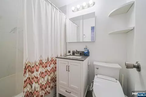 Bath - 277 Prospect Ave #4A, Hackensack, NJ 07601 photo 1 of 1