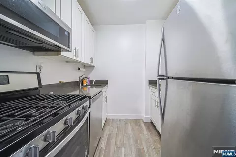 Kitchen - 277 Prospect Ave #4A, Hackensack, NJ 07601 photo 2 of 5