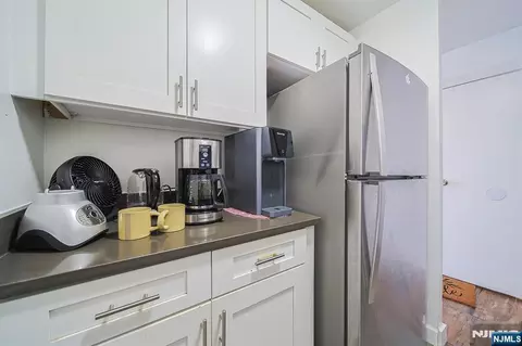 Kitchen - 277 Prospect Ave #4A, Hackensack, NJ 07601 photo 4 of 5