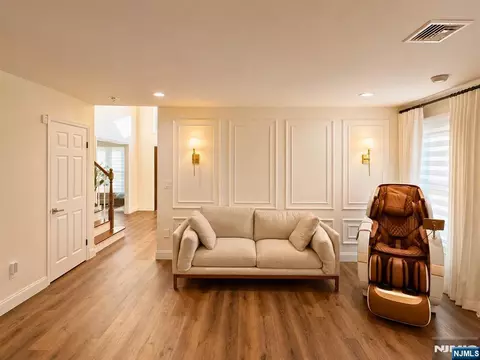 68 Carol Pl, Wayne, NJ 07470 photo 7