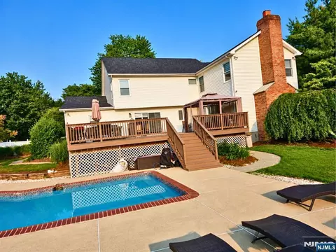 68 Carol Pl, Wayne, NJ 07470 photo 31