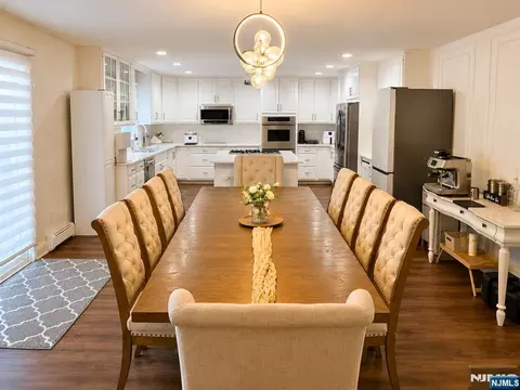 68 Carol Pl, Wayne, NJ 07470 photo 10