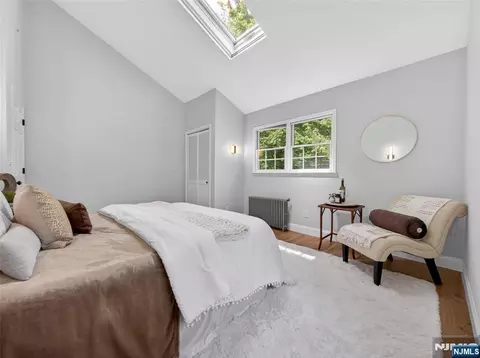 Bedroom - 538 Coolidge Pl, Paramus, NJ 07652 photo 3 of 9
