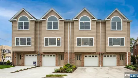 234 5th St, Fairview, NJ 07022