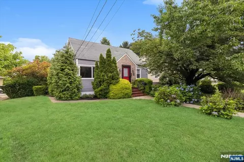 1-07 Lyons Ave, Fair Lawn, NJ 07410