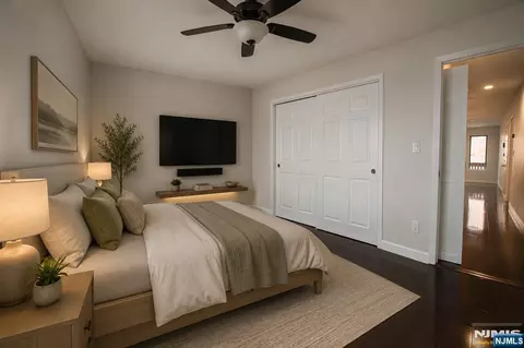Bedroom - 31 Fairmount Ave #6A, Hackensack, NJ 07601 photo 2 of 6