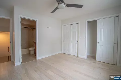 Bedroom - 31 Fairmount Ave #6A, Hackensack, NJ 07601 photo 4 of 4