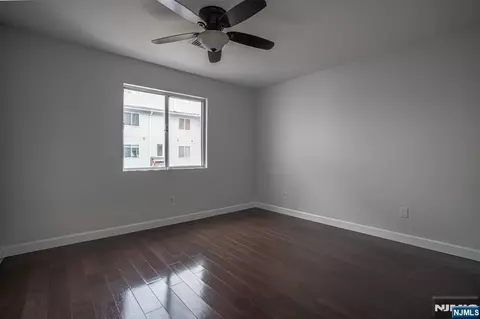 Bedroom - 31 Fairmount Ave #6A, Hackensack, NJ 07601 photo 1 of 4