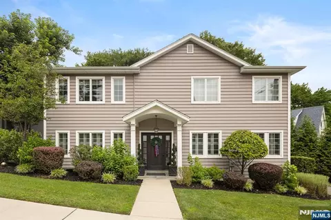 70 Cecelia Ave, Cliffside Park, NJ 07010