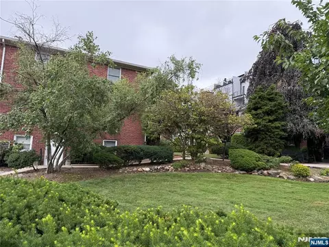 234 Columbia Ave #11, Fort Lee, NJ 07024