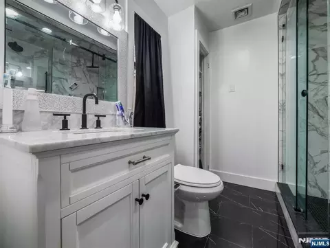 550 Berdan Ave, Wayne, NJ 07470 photo 20