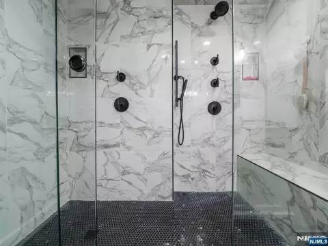 550 Berdan Ave, Wayne, NJ 07470 photo 21