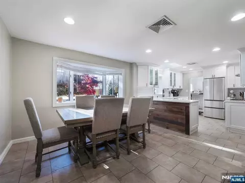550 Berdan Ave, Wayne, NJ 07470 photo 13