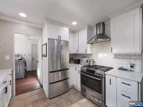 550 Berdan Ave, Wayne, NJ 07470 photo 16