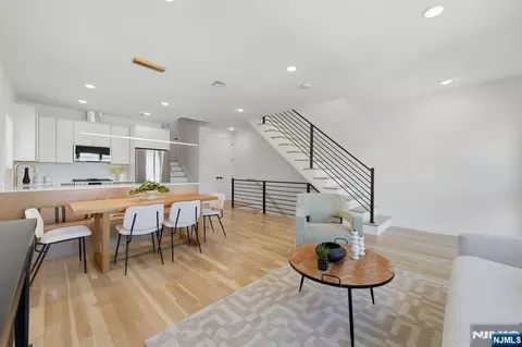 98 Western Ave #2, Jersey City, NJ 07307
