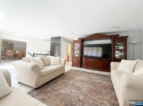 Living - 419 Ratzer Rd, Wayne, NJ 07470 photo 1 of 1