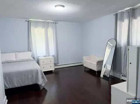 Bedroom - 419 Ratzer Rd, Wayne, NJ 07470 photo 1 of 6