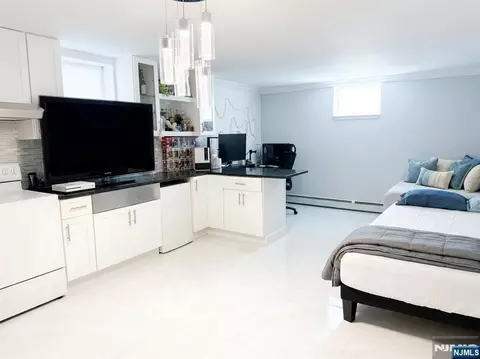 Bedroom - 419 Ratzer Rd, Wayne, NJ 07470 photo 5 of 6