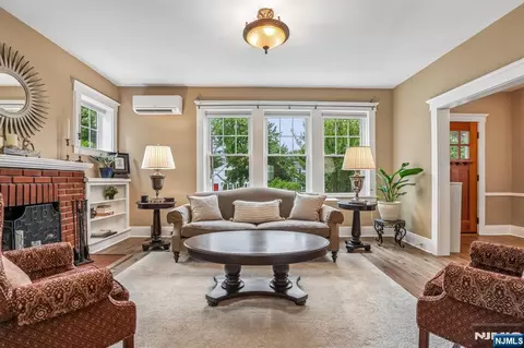 Living - 293 Euclid Ave, Hackensack, NJ 07601 photo 1 of 3