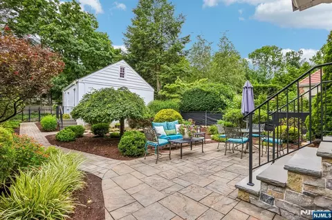 Exterior - 293 Euclid Ave, Hackensack, NJ 07601 photo 5 of 8