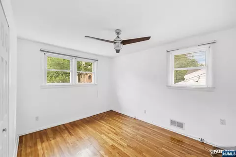 Bedroom - 45 Jay Dr, Paramus, NJ 07652 photo 3 of 6