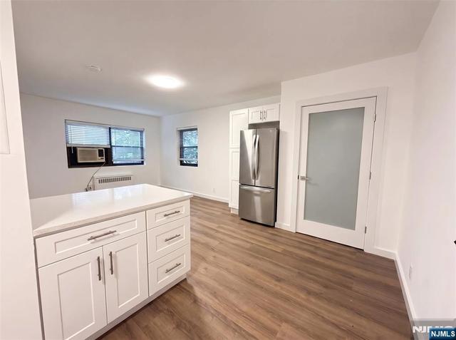 3081 Edwin Ave #1H, Fort Lee, NJ 07024