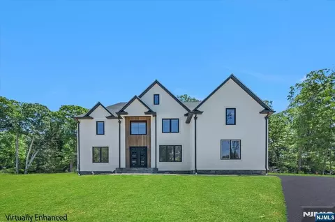 72 Heritage Dr, West Milford, NJ 07480