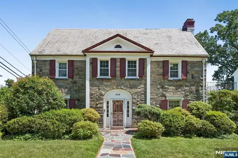 346 Harding Dr, South Orange Village, NJ 07079