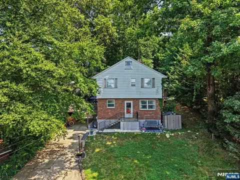 3 Valhalla Way, Rockaway, NJ 07866