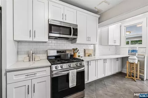 163 Poplar Ave, Hackensack, NJ 07601 photo 20