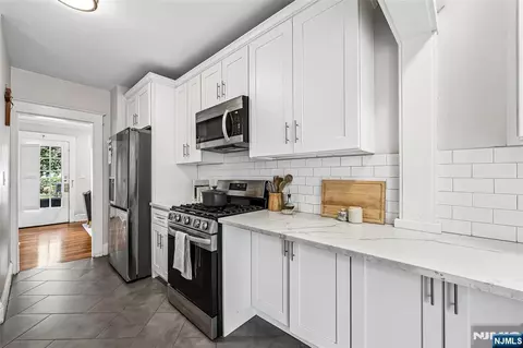 163 Poplar Ave, Hackensack, NJ 07601 photo 21