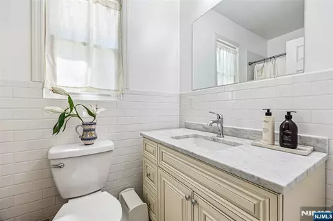 163 Poplar Ave, Hackensack, NJ 07601 photo 34