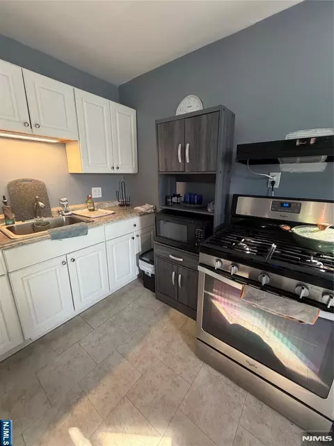 3 S Farview Ave, Paramus, NJ 07652 photo 28