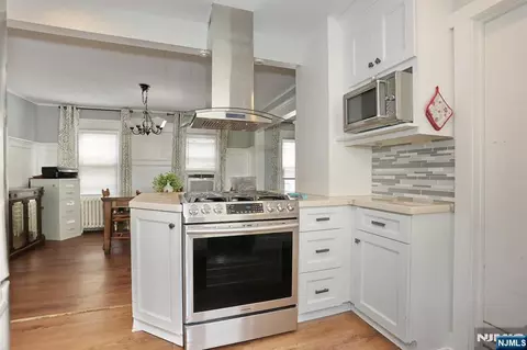 3 S Farview Ave, Paramus, NJ 07652 photo 7